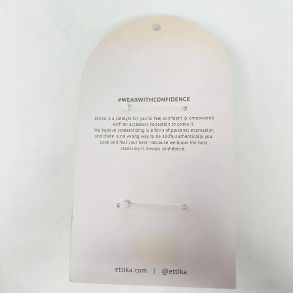 Ettika Claw Clips Hair Accessories Set of 2 New in Package Light Pink Green - Picture 5 of 5